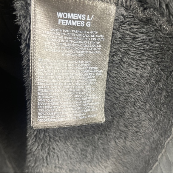 The North Face Black Fleece Jacket - Picture 4 of 6